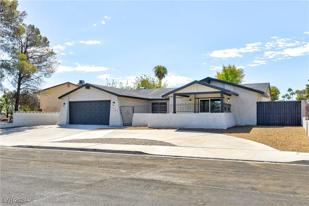 3737 Braewood, Las Vegas, NV 89120