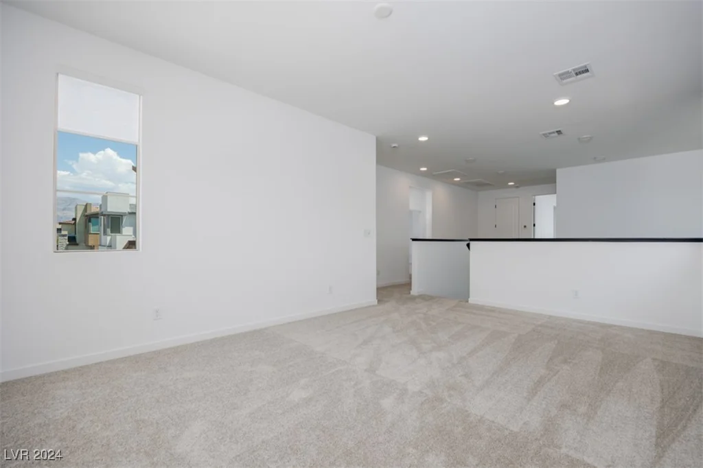 6914 Pacific Robin, North Las Vegas, NV 89084