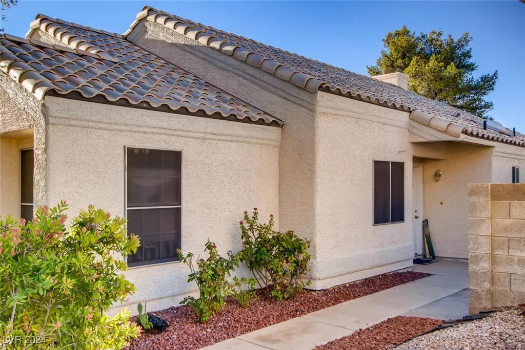 8665 Freeport, Las Vegas, NV 89117