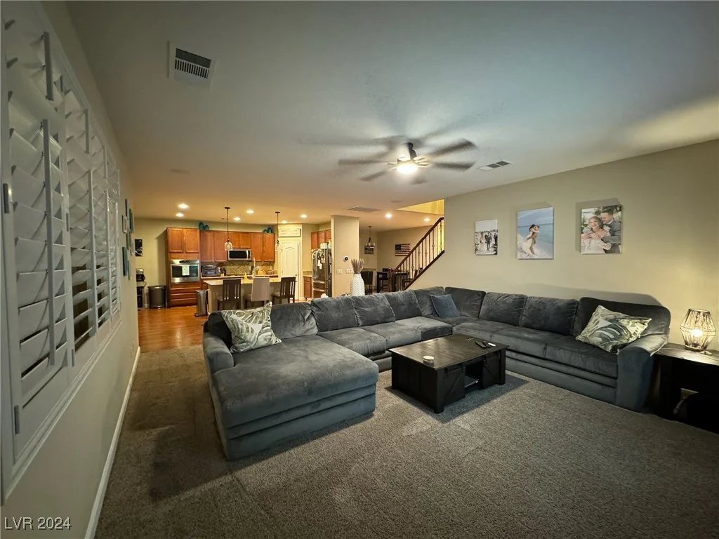 10314 Mount Oxford, Las Vegas, NV 89166