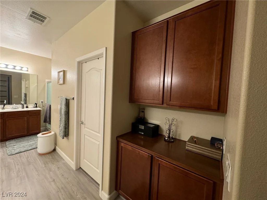 10314 Mount Oxford, Las Vegas, NV 89166