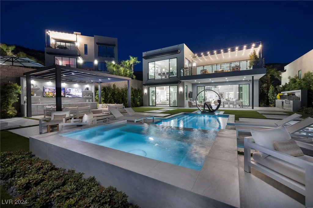 659 Overlook Rim, Henderson, NV 89012