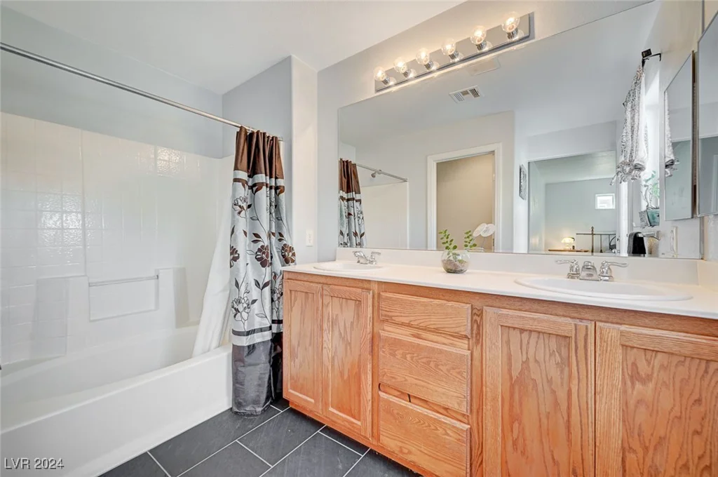 6984 Smiling Cloud, Henderson, NV 89011