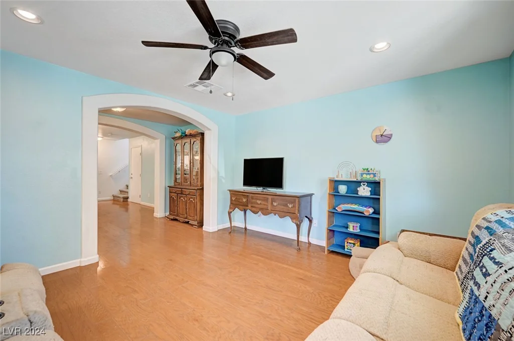 6984 Smiling Cloud, Henderson, NV 89011