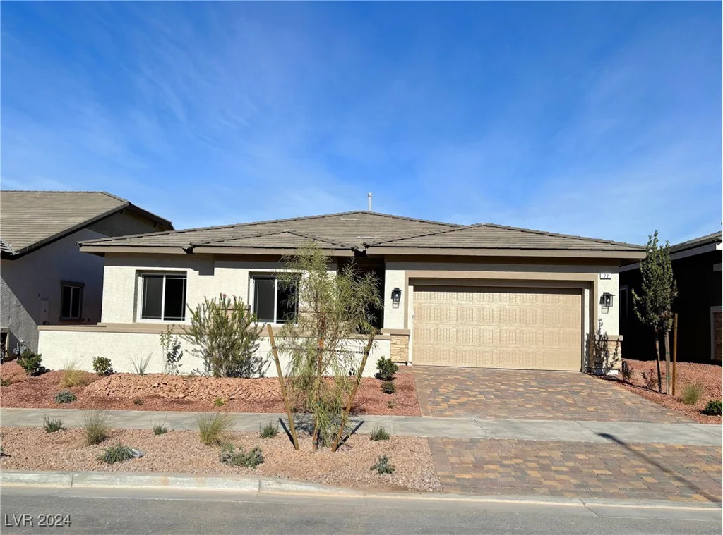72 Ella Ashman, Henderson, NV 89011