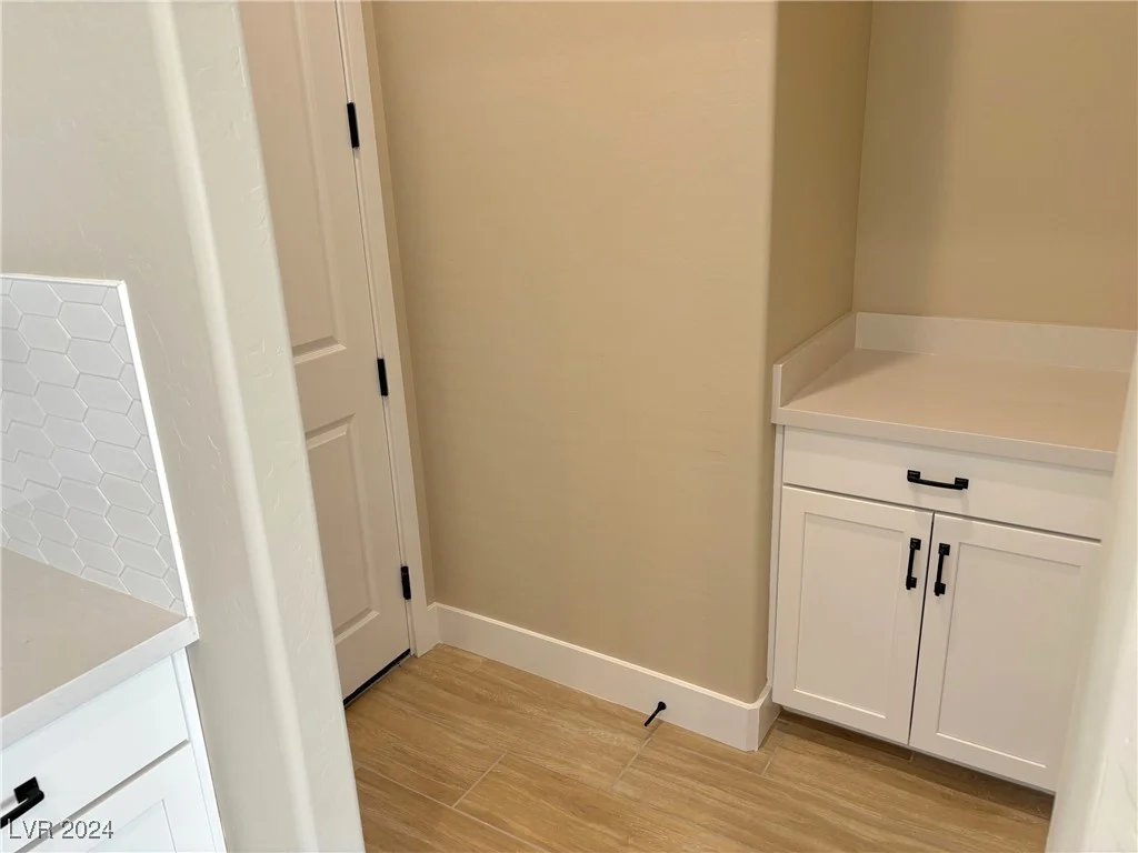 72 Ella Ashman, Henderson, NV 89011