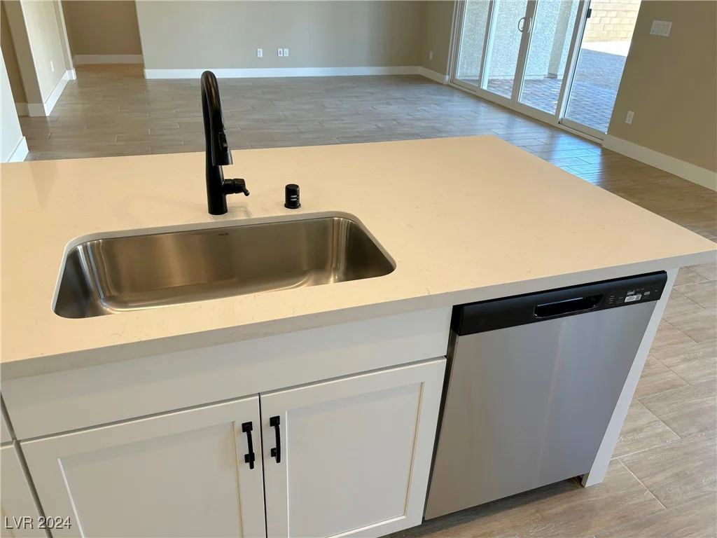 72 Ella Ashman, Henderson, NV 89011