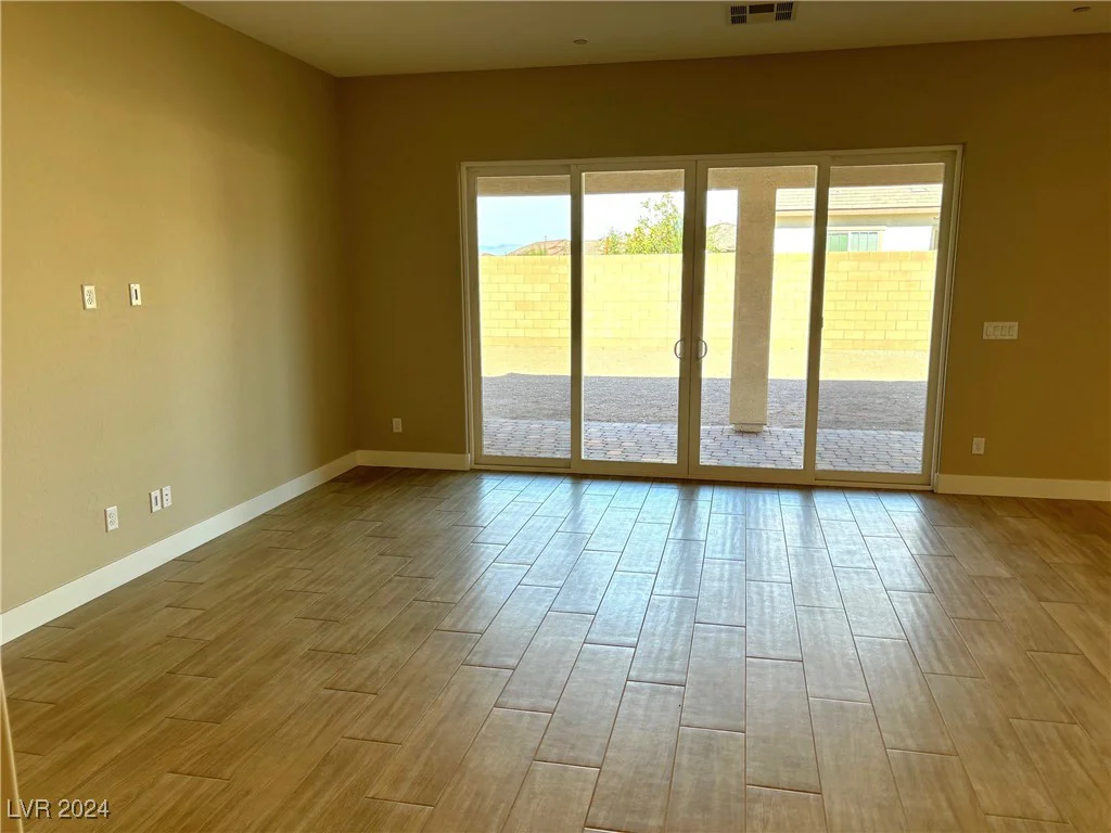 72 Ella Ashman, Henderson, NV 89011