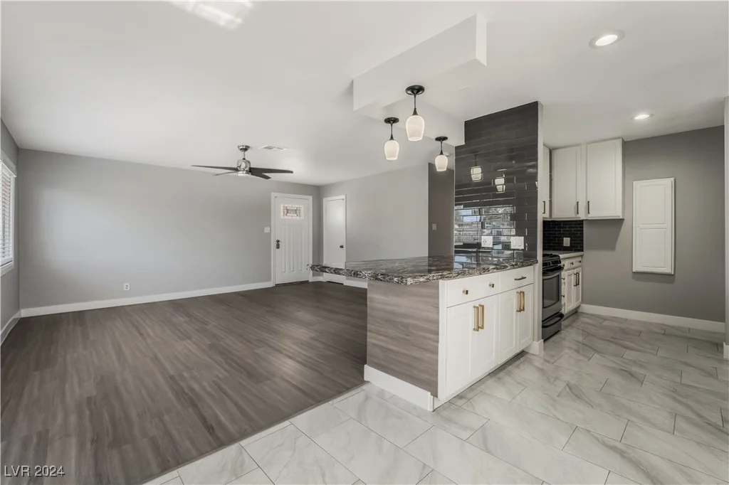200 Princeton, Las Vegas, NV 89107