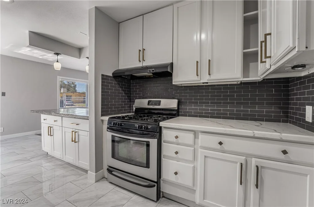 200 Princeton, Las Vegas, NV 89107