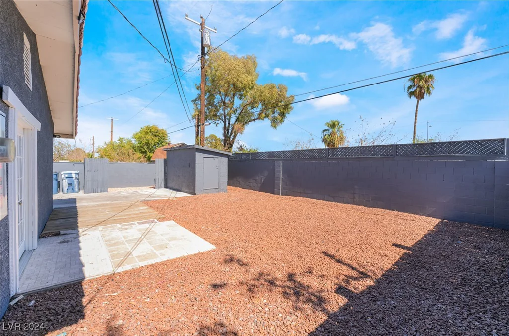 200 Princeton, Las Vegas, NV 89107