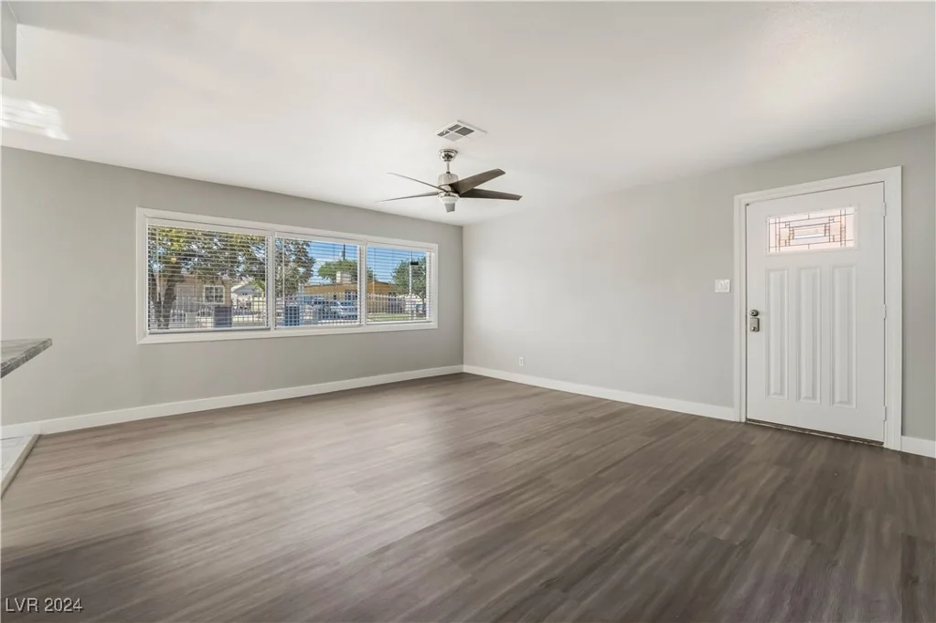 200 Princeton, Las Vegas, NV 89107