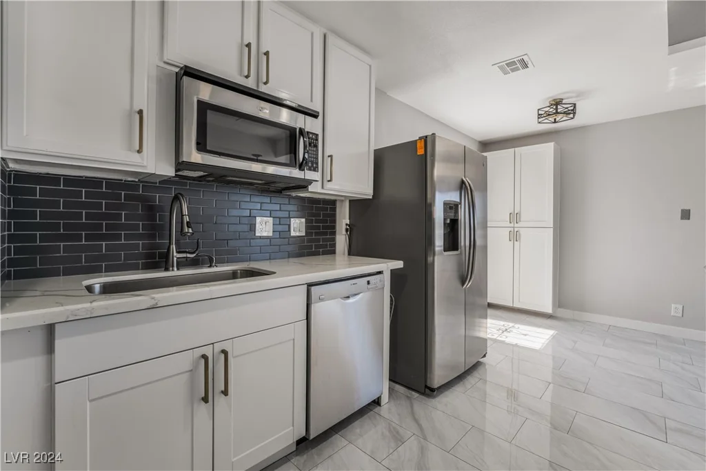 200 Princeton, Las Vegas, NV 89107