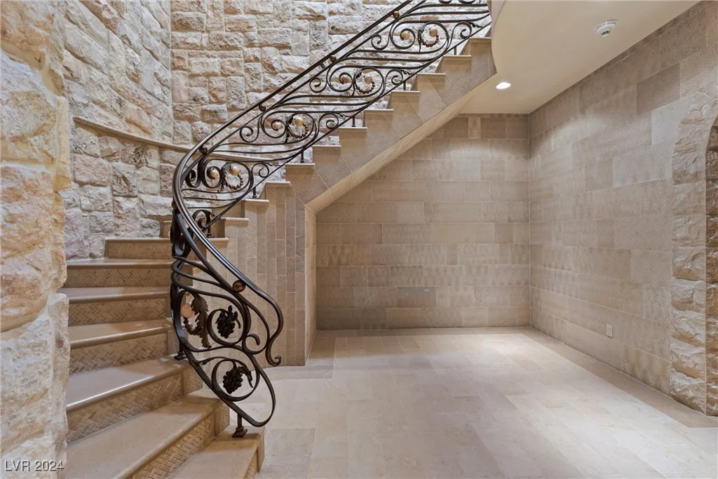 9409 Kings Gate, Las Vegas, NV 89145