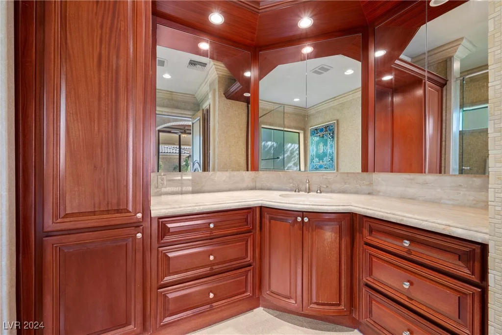 9409 Kings Gate, Las Vegas, NV 89145