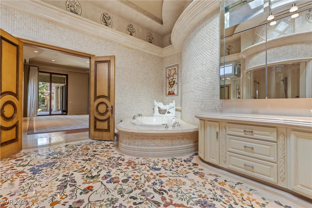 9409 Kings Gate, Las Vegas, NV 89145