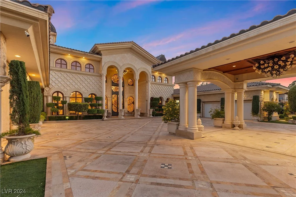9409 Kings Gate, Las Vegas, NV 89145