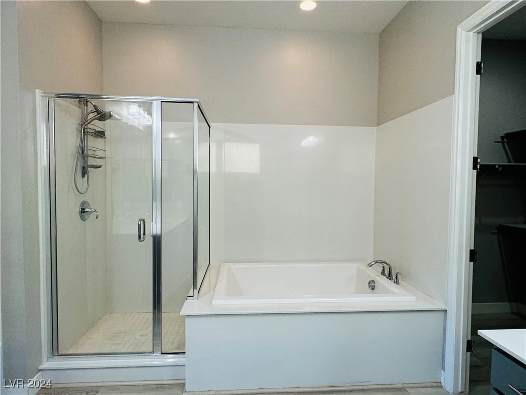 12592 Point Sierra, Las Vegas, NV 89138