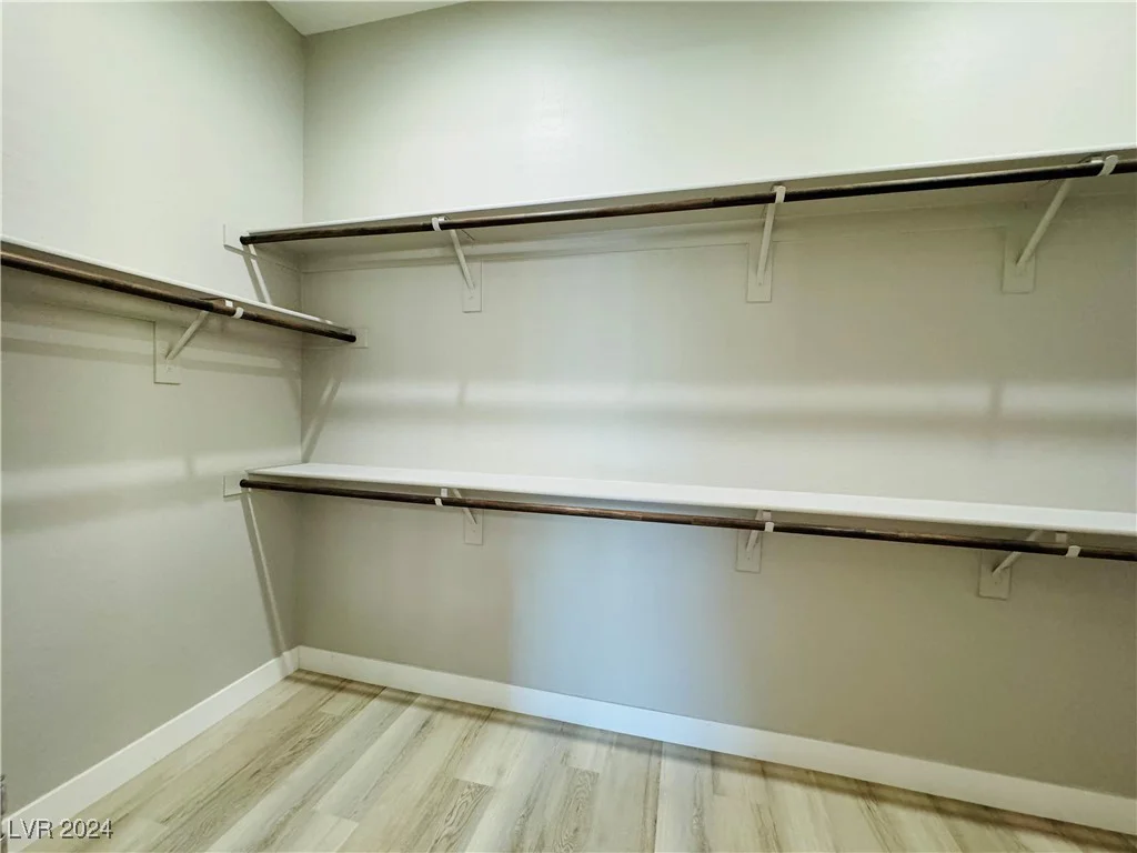 12592 Point Sierra, Las Vegas, NV 89138