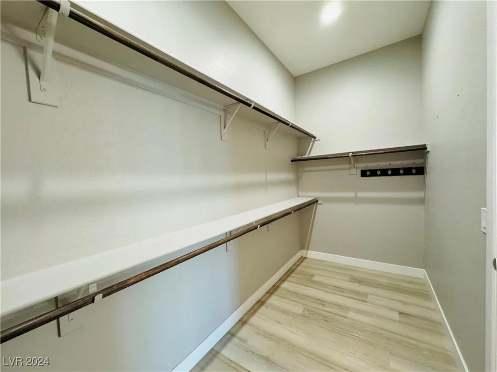 12592 Point Sierra, Las Vegas, NV 89138