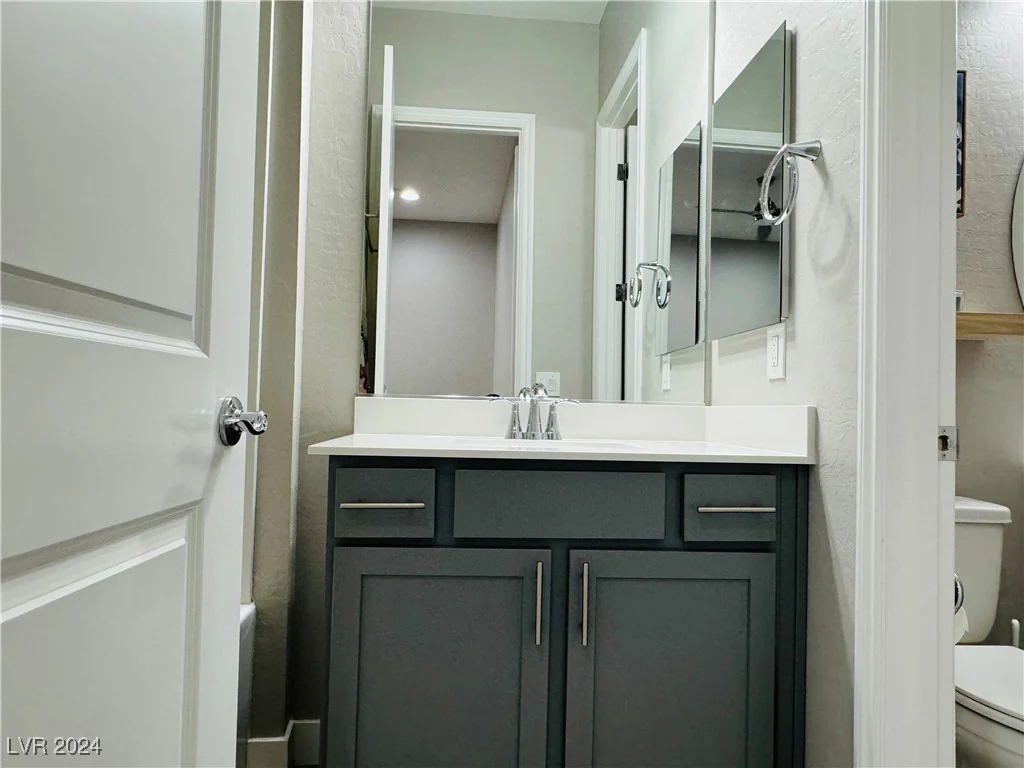 12592 Point Sierra, Las Vegas, NV 89138