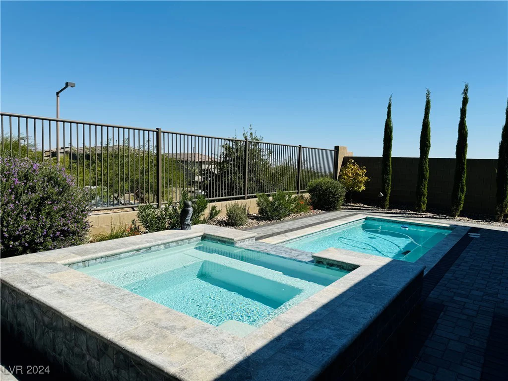 12592 Point Sierra, Las Vegas, NV 89138