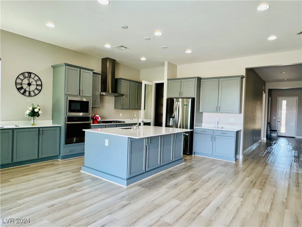 12592 Point Sierra, Las Vegas, NV 89138