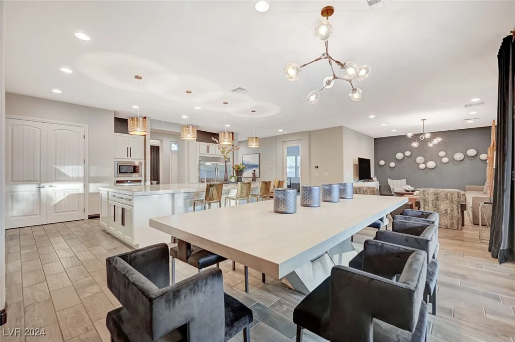 7083 Arabian Ridge, Las Vegas, NV 89131