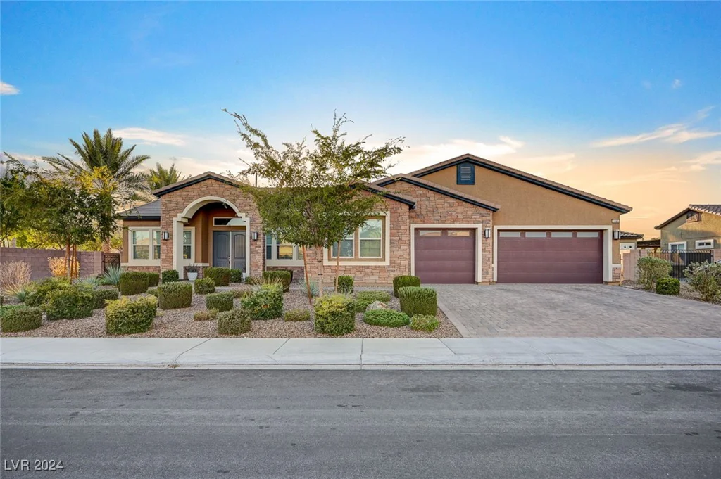 7083 Arabian Ridge, Las Vegas, NV 89131