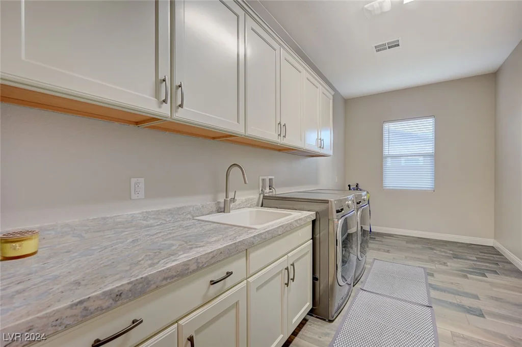 7083 Arabian Ridge, Las Vegas, NV 89131