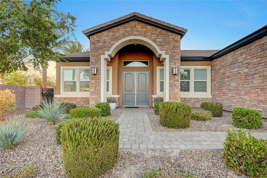7083 Arabian Ridge, Las Vegas, NV 89131