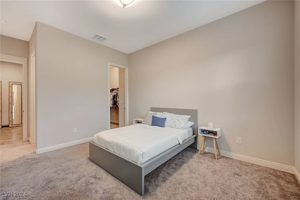 7083 Arabian Ridge, Las Vegas, NV 89131