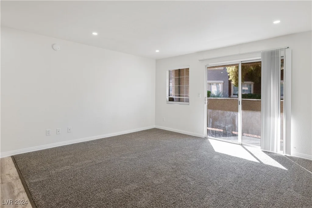 2750 Durango, Las Vegas, NV 89117