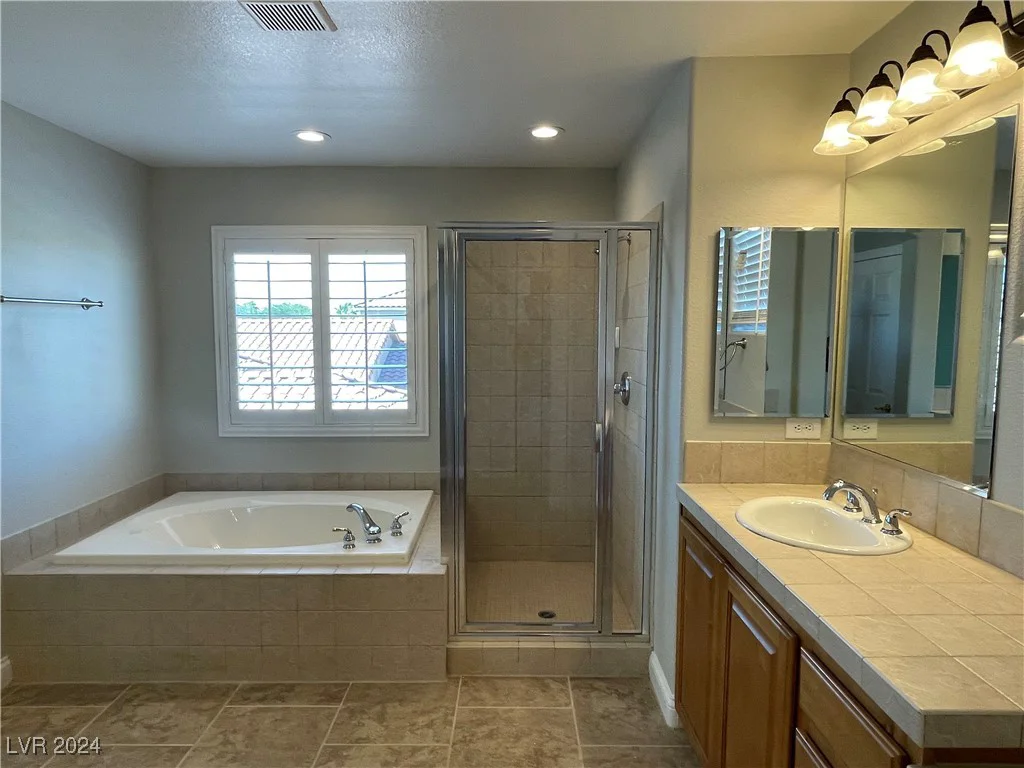 5905 Cabo San Lucas, Las Vegas, NV 89131