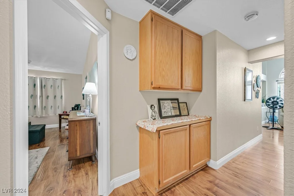 1951 Spring Lake, Henderson, NV 89002