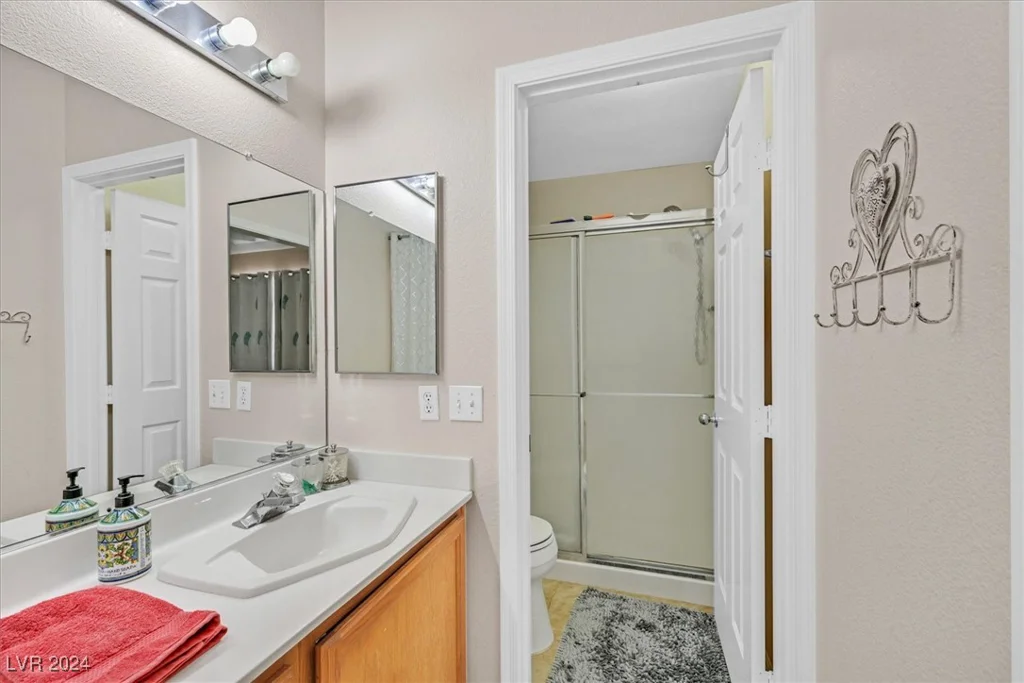 1951 Spring Lake, Henderson, NV 89002