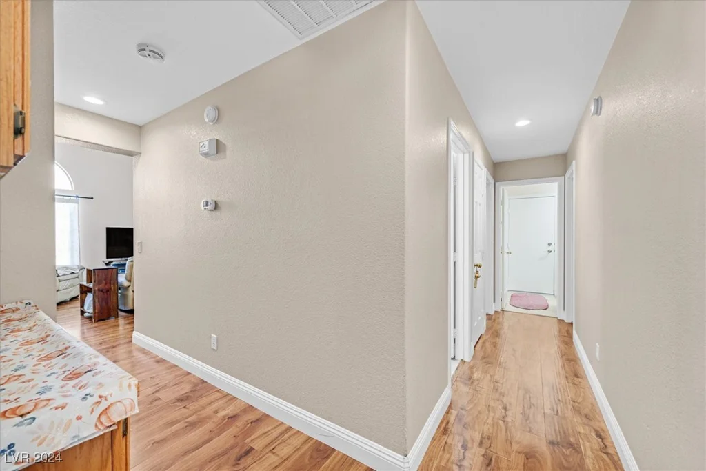 1951 Spring Lake, Henderson, NV 89002