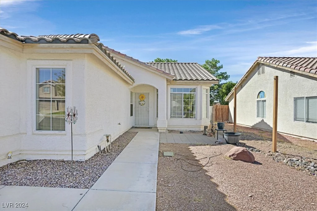 1951 Spring Lake, Henderson, NV 89002
