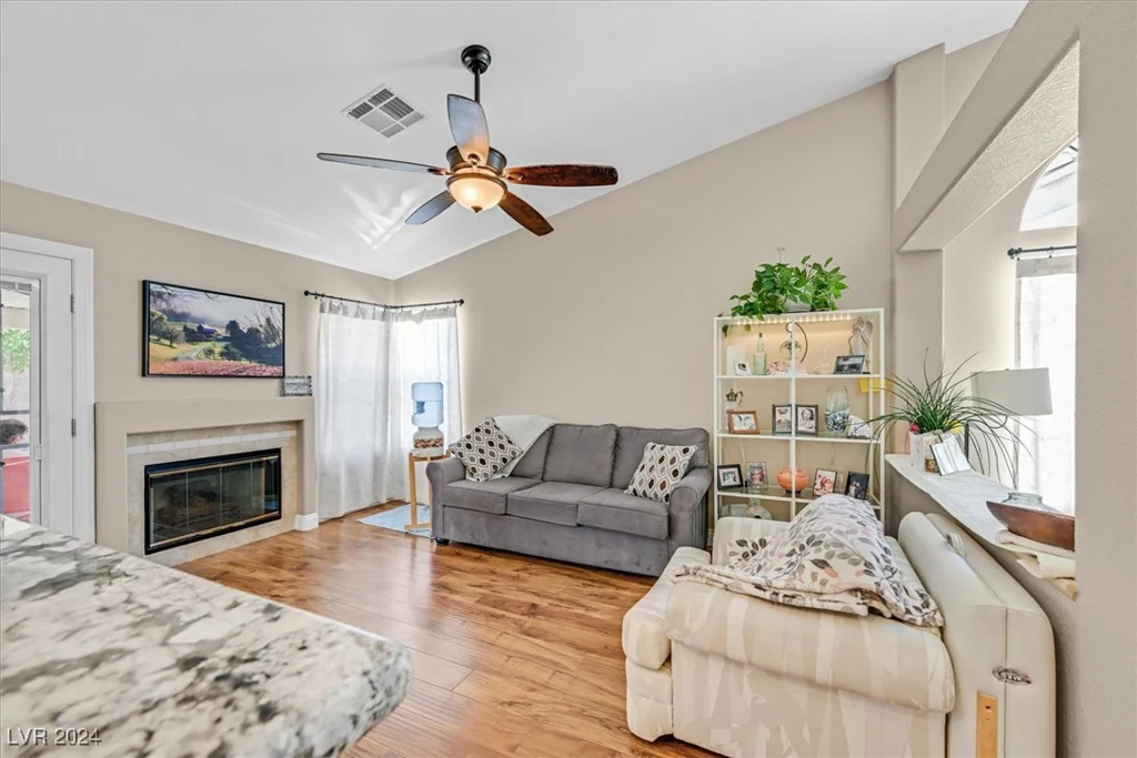 1951 Spring Lake, Henderson, NV 89002
