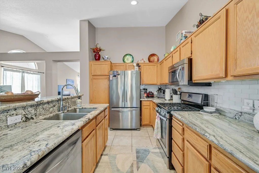 1951 Spring Lake, Henderson, NV 89002