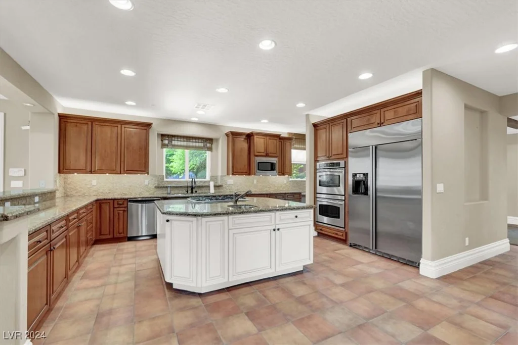 9943 Peak Lookout, Las Vegas, NV 89178