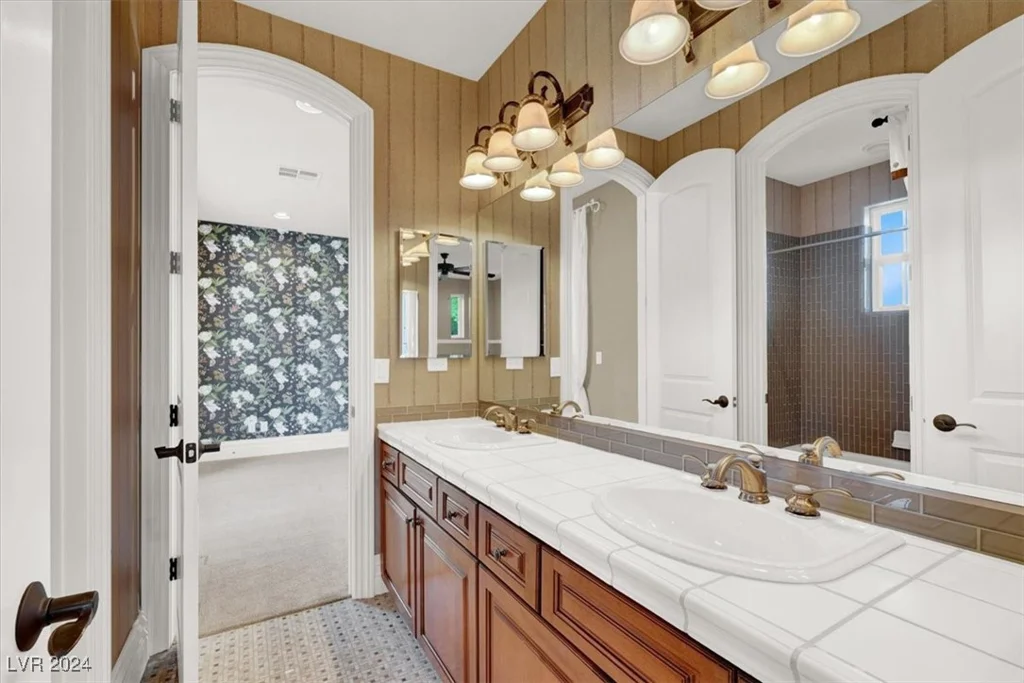 9943 Peak Lookout, Las Vegas, NV 89178
