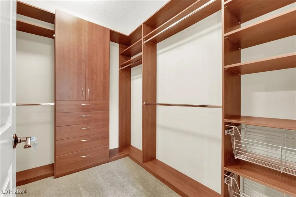 9943 Peak Lookout, Las Vegas, NV 89178