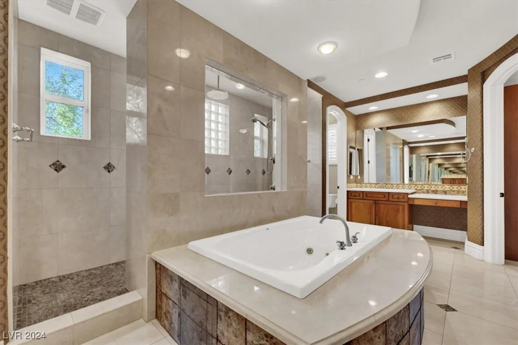 9943 Peak Lookout, Las Vegas, NV 89178