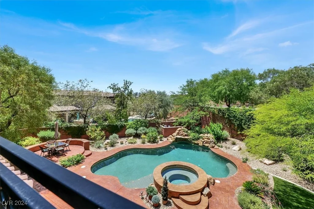9943 Peak Lookout, Las Vegas, NV 89178