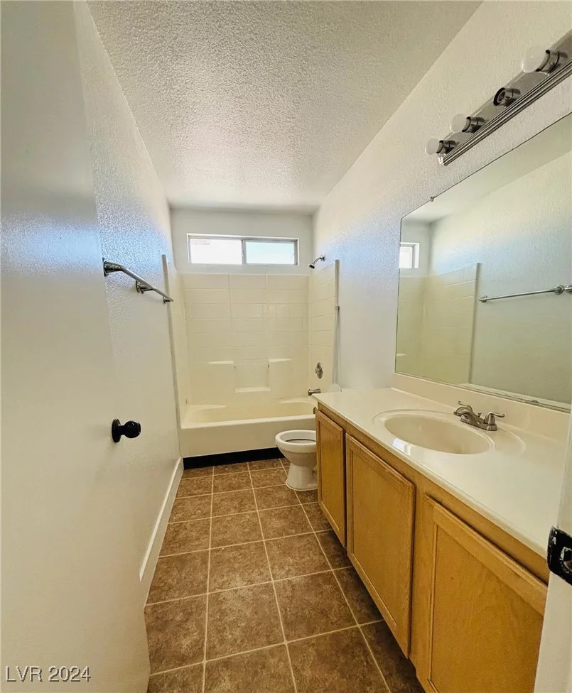 7513 Council, Las Vegas, NV 89128