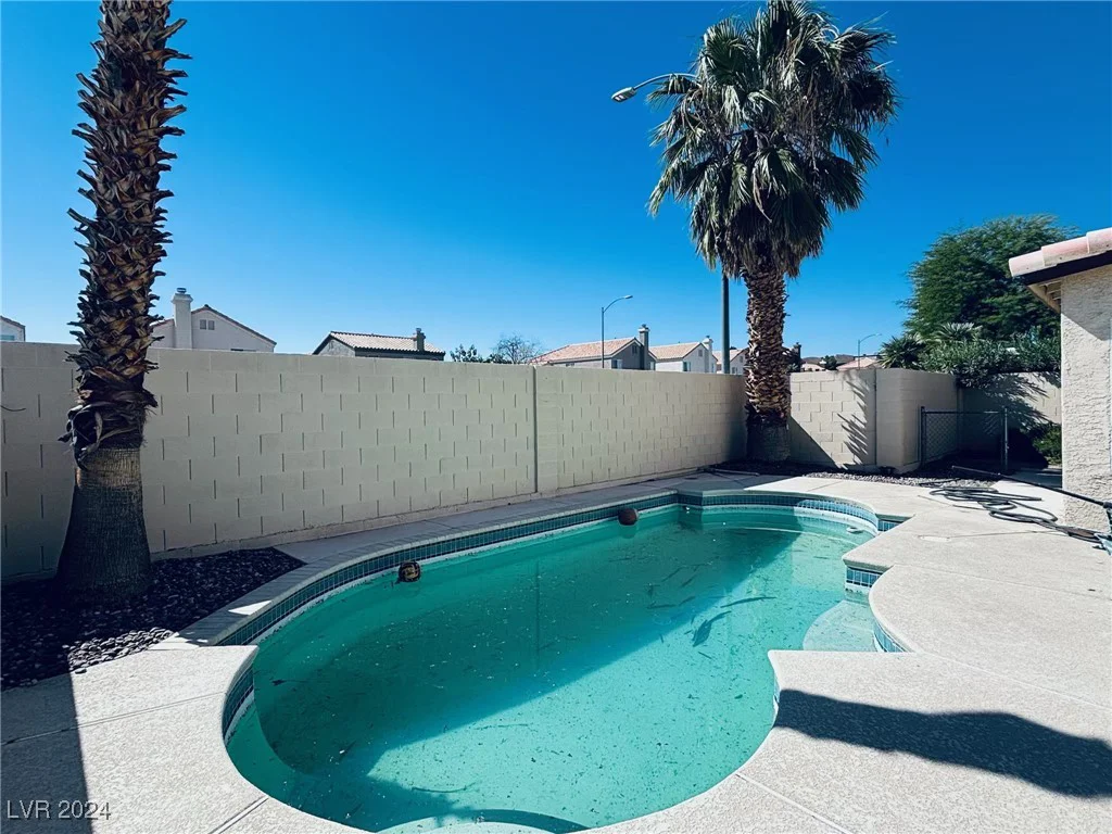 7513 Council, Las Vegas, NV 89128