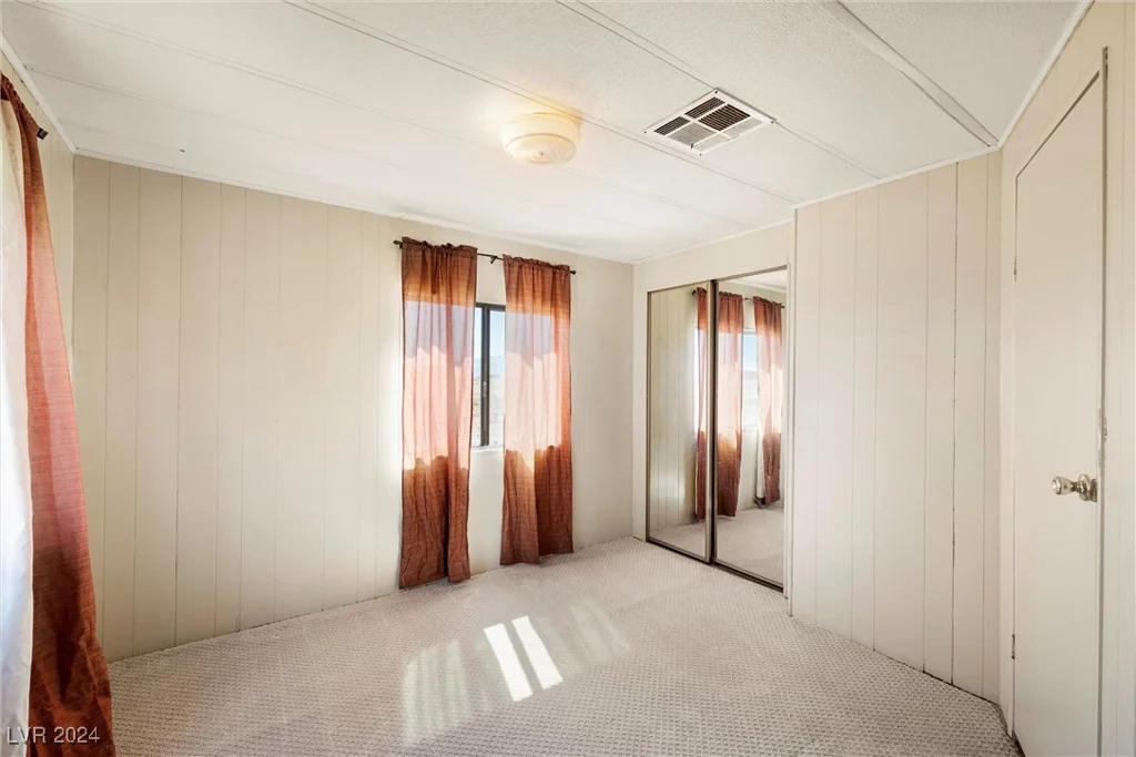 7800 Pioneer, Pahrump, NV 89061