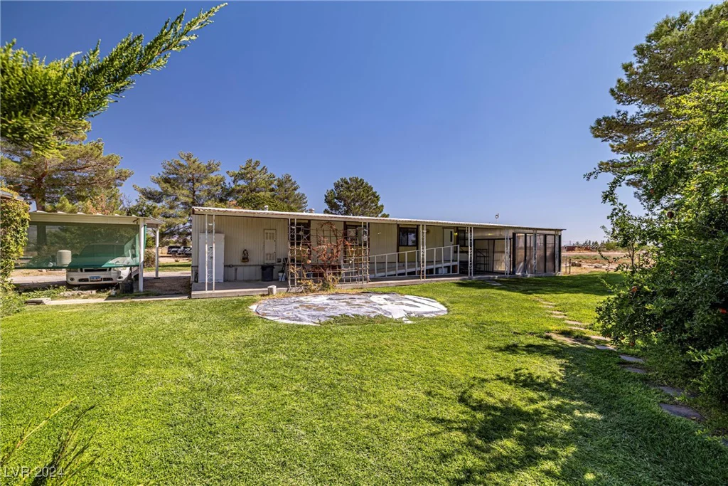 7800 Pioneer, Pahrump, NV 89061