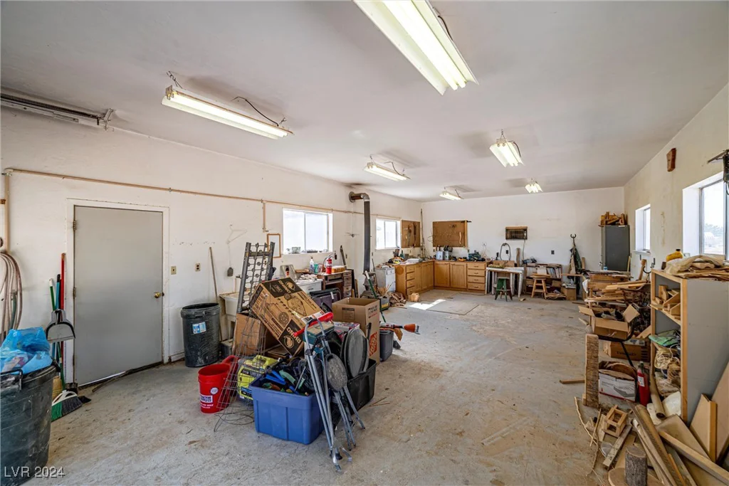 7800 Pioneer, Pahrump, NV 89061